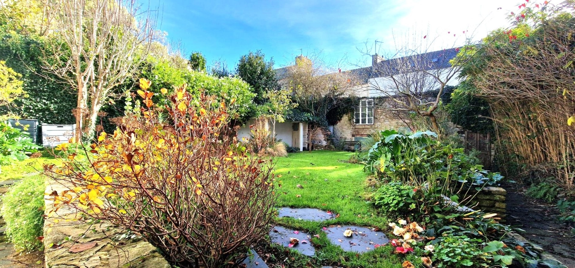Maison 9 pièces 240 m² · à Douarnenez · 240 m² · 493 000 €