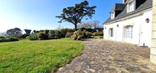 A vendre-Bretagne-Finistère sud-Confot Meilars-Maison-jardin-Garages