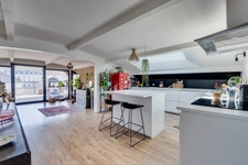 Côte Pavée / Guilhemery, T3/4 de 80m² en dernier étage avec terrasse et garage 