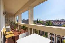 BUSCA, grand T3 de 91m² en dernier étage  avec garage et vue dégagée