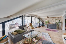 Côte Pavée / Guilhemery, T3/4 de 80m² en dernier étage avec terrasse et garage 