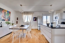 BUSCA, grand T3 de 91m² en dernier étage  avec garage et vue dégagée