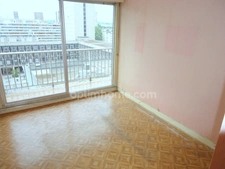 Appartement 5 pièces / 3 Chambres - 99 m2 - 145 000 € FAI