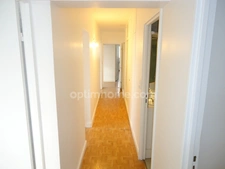 Allée Robert Desnos - Appartement F5 / 3 Chambres - 106 m2 - 187 000 € FAI