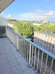 Appartement 3 pièces / 1 Chambre - Balcon - 59 m2 - 128 000 € FAI