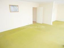 Appartement 5 pièces / 3 Chambres - 99 m2 - 145 000 € FAI