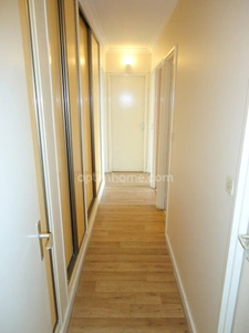 Appartement 5 pièces / 3 Chambres - 99 m2 - 145 000 € FAI