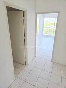 Appartement 3 pièces / 1 Chambre - Balcon - 59 m2 - 128 000 € FAI