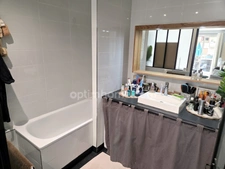 FONTENAY-SOUS-BOIS- Limite VINCENNES / Appartement de 3 pièces rénové de 62m2 - 372 000 € FAI