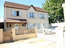 Maison / Villa à BELLOY EN FRANCE - 145m2 - 5 pièces - Terrain de 572m2