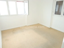 Allée Robert Desnos - Appartement F5 / 3 Chambres - 106 m2 - 187 000 € FAI