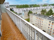 Appartement 5 pièces / 3 Chambres - 99 m2 - 145 000 € FAI