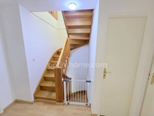 SARCELLES - Maison 7 pièces / 5 chambres - 465 000 € FAI