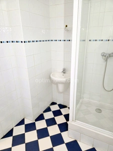 Appartement 3 pièces / 1 Chambre - Balcon - 59 m2 - 128 000 € FAI