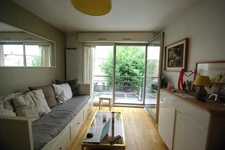 Appartement 2 pièces de 37 m² avec balcon, à deux pas du Sacré-Cœur – Paris 18e