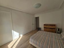 Barbès : 3 pièces de 55m² récemment rénové