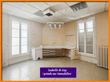 IMMEUBLE EN CENTRE-VILLE DE VERNEUIL-SUR-AVRE