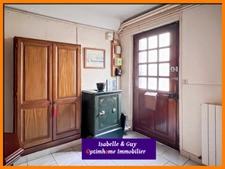 2 LOGEMENTS ET UN TERRAIN AVEC 2 BATIMENTS
