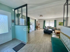 Maison à vendre avec vue panoramique à SAINT MAXIMIN (30)