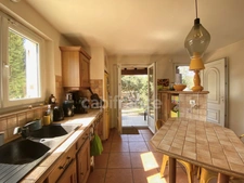 Maison T6 de plain-pied avec charme et piscine – SAINT-MAXIMIN (30) 