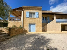 Dpt Gard (30) A vendre superbe villa T8 de 224m2, piscine, vue imprenable, exceptionnelle.