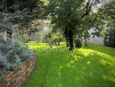 In UZES (30) Exceptional property just steps from the Place aux Herbes