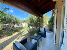 Maison T6 de plain-pied avec charme et piscine – SAINT-MAXIMIN (30) 