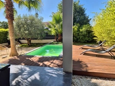 SAINT MAXIMIN (30) - Contemporary house, 188 m2, with spacious rooms - 5 bedrooms - Swimming pool