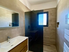 For Sale – Near Uzès (30) : Stunning Single-Storey Villa with Pool, 5 Bedrooms