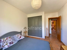 Maison T6 de plain-pied avec charme et piscine – SAINT-MAXIMIN (30) 