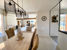 Maison à vendre 5 minutes d’Uzès : Villa lumineuse T5 116 m2 avec piscine, garage, terrain 1200m2