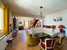 Maison T6 de plain-pied avec charme et piscine – SAINT-MAXIMIN (30) 