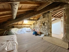 Appartement à vendre 6 pièces UZES (30) Centre Historique- Duplex de 102 m² avec terrasse et vue