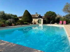 For sale – Property with panoramic view and stone outbuilding, 5 minutes from Uzès