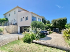 Maison à vendre avec vue panoramique à SAINT MAXIMIN (30)