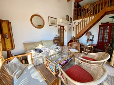 For sale – Property with panoramic view and stone outbuilding, 5 minutes from Uzès