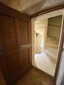 Uzès – Demeure d’exception en pierre du XVIIe-XVIIIe siècle