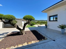 For Sale – Near Uzès (30) : Stunning Single-Storey Villa with Pool, 5 Bedrooms