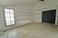 In UZES (30) Exceptional property just steps from the Place aux Herbes