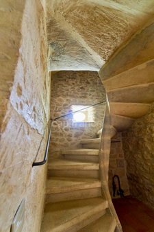 In UZES (30) Exceptional property just steps from the Place aux Herbes