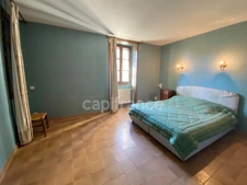Uzès – Exceptional stone residence from the 17th-18th century