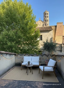 Uzès – Exceptional stone residence from the 17th-18th century