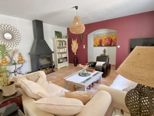 Maison à vendre 10 pièces proche de UZES (30) sur un terrain de 2 800 m2