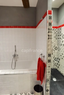 POUZILHAC (30) Maison de village à vendre 9 pièces avec petite piscine, jardin