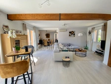 Maison à vendre 5 minutes d’Uzès : Villa lumineuse T5 116 m2 avec piscine, garage, terrain 1200m2