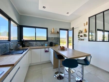 For Sale – Near Uzès (30) : Stunning Single-Storey Villa with Pool, 5 Bedrooms