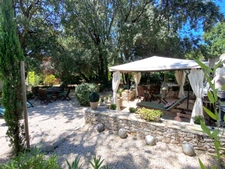 House for sale with 10 rooms near UZES (30) on land of 2,800 m2