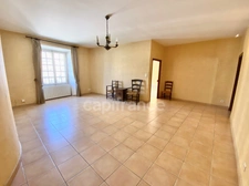 Uzès – Exceptional stone residence from the 17th-18th century