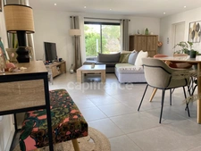 Close to Nîmes, 4-room house for sale with garage, double garage, carport, swimming pool