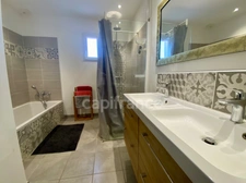 Maison à vendre avec vue panoramique à SAINT MAXIMIN (30)